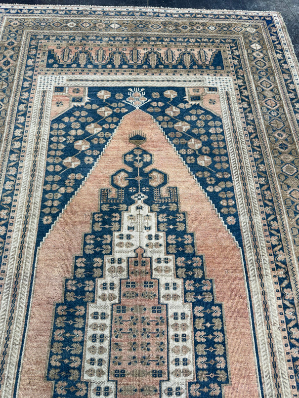 Turkish Vintage Rug 4'10'' x 9'4'' #13087