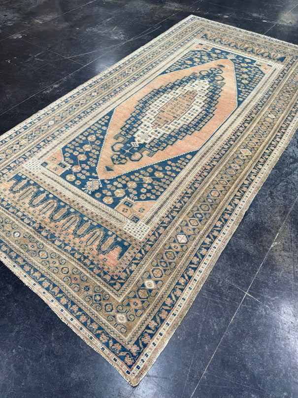 Turkish Vintage Rug 4'10'' x 9'4'' #13087