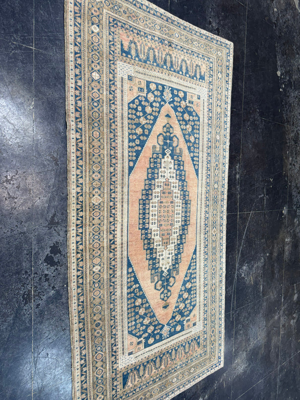 Turkish Vintage Rug 4'10'' x 9'4'' #13087