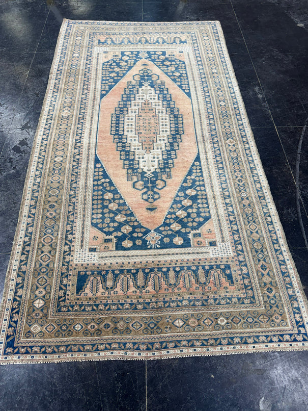 Turkish Vintage Rug 4'10'' x 9'4'' #13087