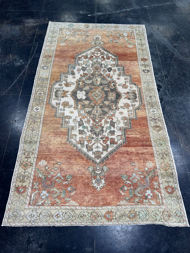 Turkish Vintage Rug 5'1'' x 9'6'' #13090