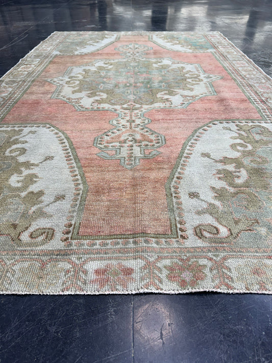 Turkish Vintage Rug 4'7'' x 7'6'' #13071