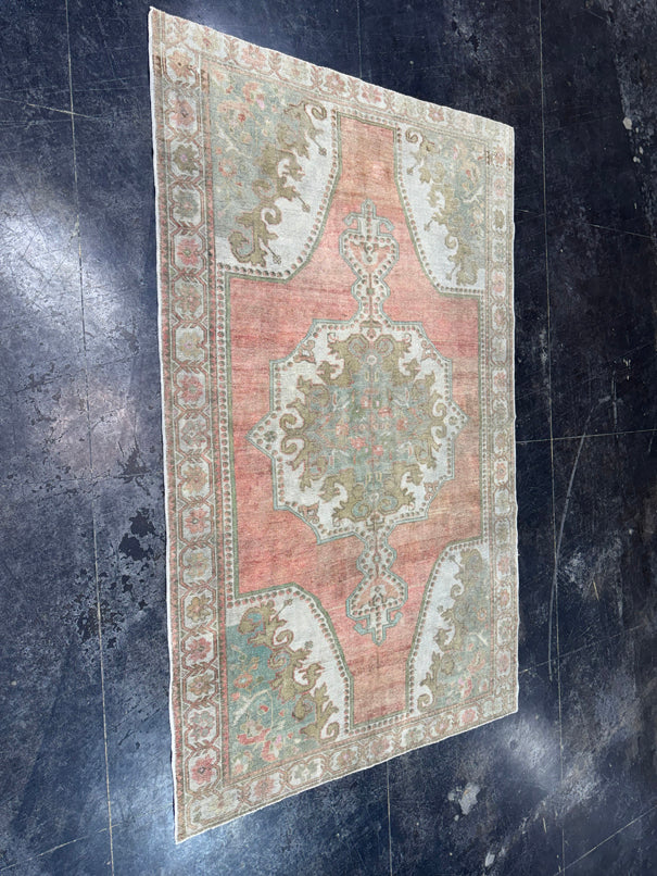 Turkish Vintage Rug 4'7'' x 7'6'' #13071