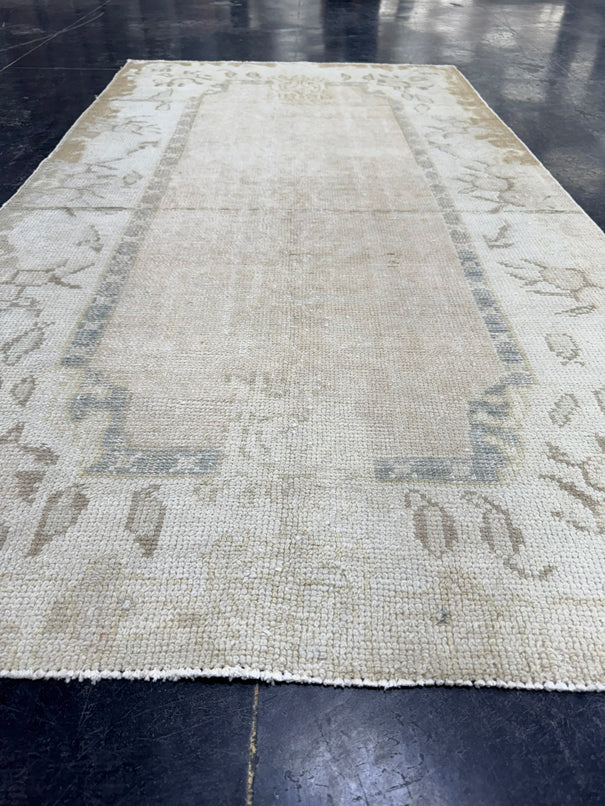 Turkish Vintage Rug 3'6'' x 6'6'' #13078