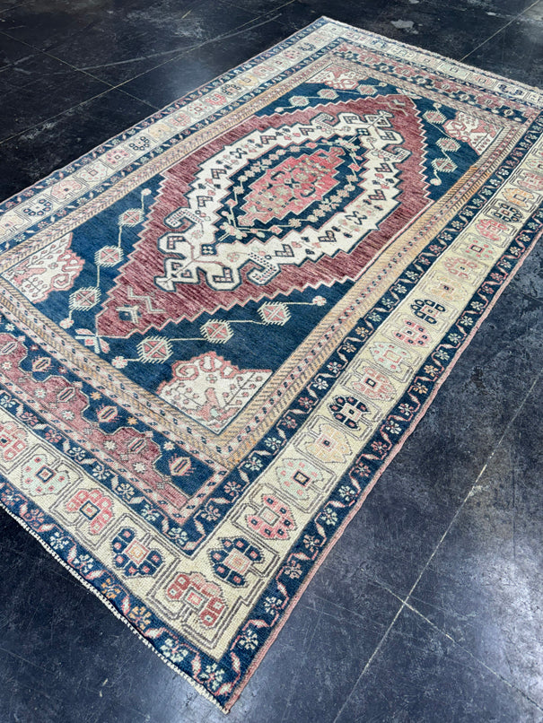 Turkish Vintage Rug 4'6'' x 8'1'' #13066