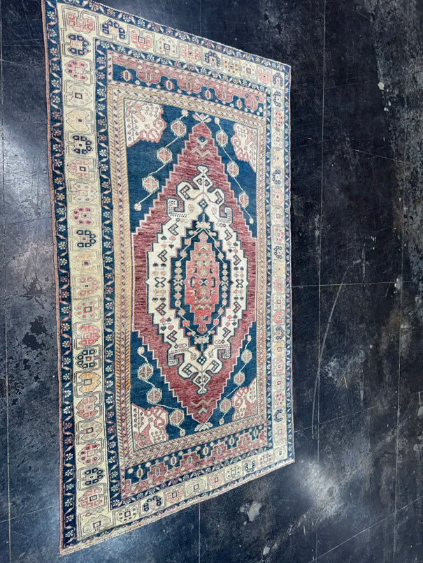Turkish Vintage Rug 4'6'' x 8'1'' #13066