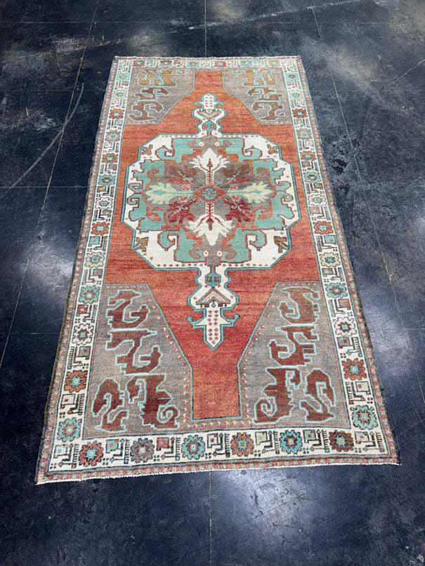 Turkish Vintage Rug 4'8'' x 9'3'' #13067