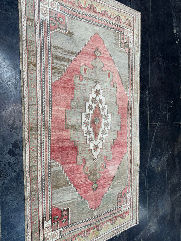 Turkish Vintage Rug 4'8'' x 9' #13062