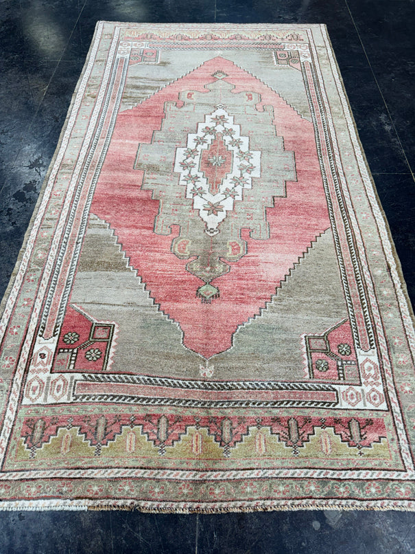 Turkish Vintage Rug 4'8'' x 9' #13062
