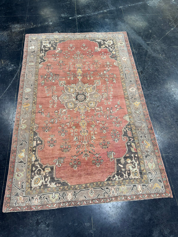 Turkish Vintage Rug 5'9'' x 8'10'' #13063