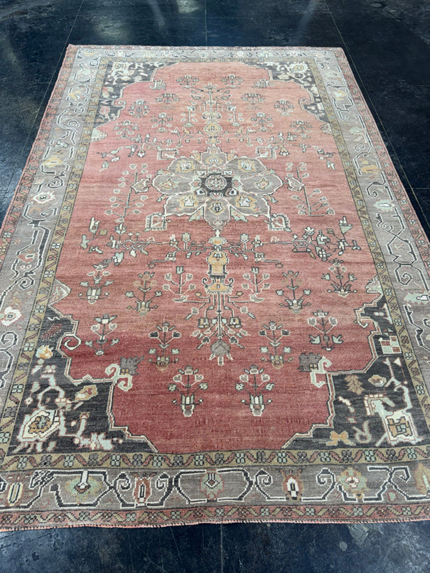 Turkish Vintage Rug 5'9'' x 8'10'' #13063