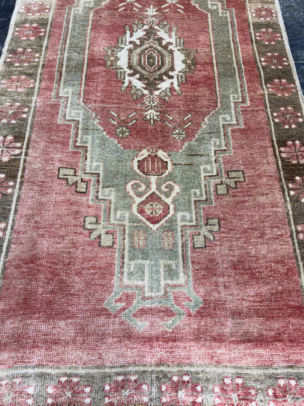 Turkish Vintage Rug 3' x 6' #13072