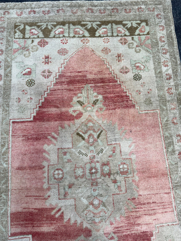 Turkish Vintage Rug 3'5'' x 6'3'' #13073