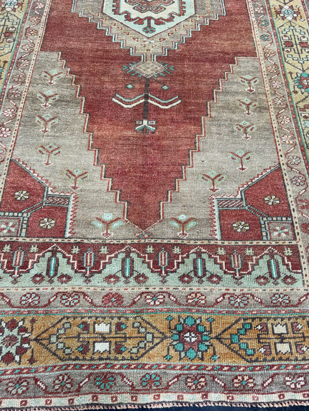Turkish Vintage Rug 4'7'' x 8'11'' #13059