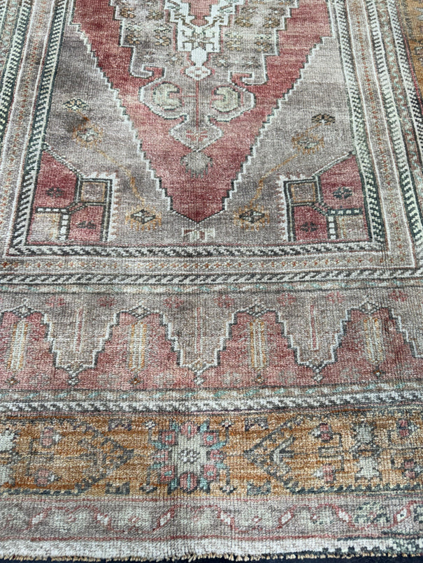 Turkish Vintage Rug 4'6'' x 6'8'' #13055