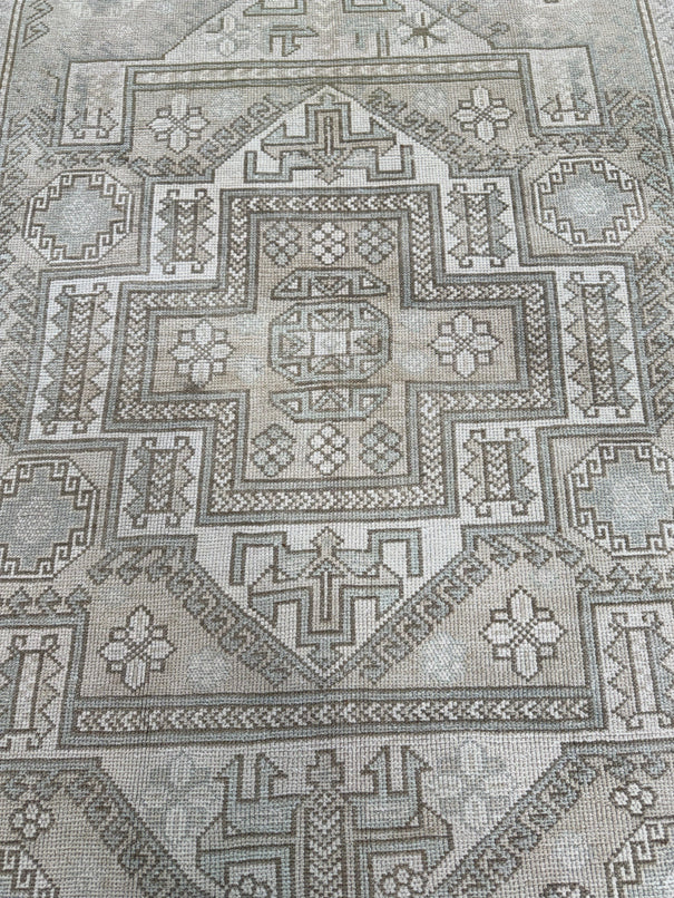 Turkish Vintage Rug 5'1'' x 7'5'' #13052