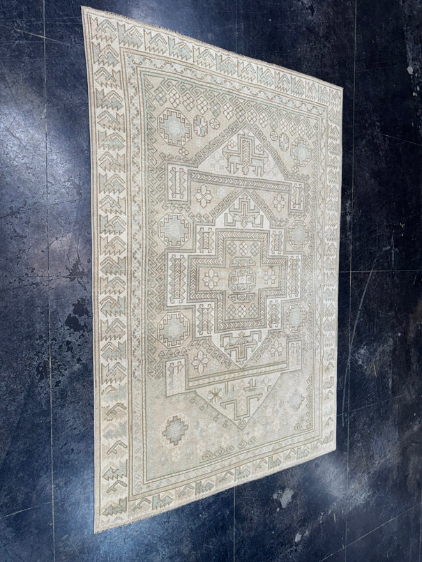 Turkish Vintage Rug 5'1'' x 7'5'' #13052