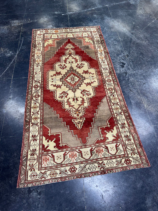 Turkish Vintage Rug 4'4'' x 8'10'' #13050