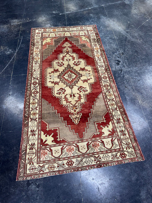 Turkish Vintage Rug 4'4'' x 8'10'' #13050