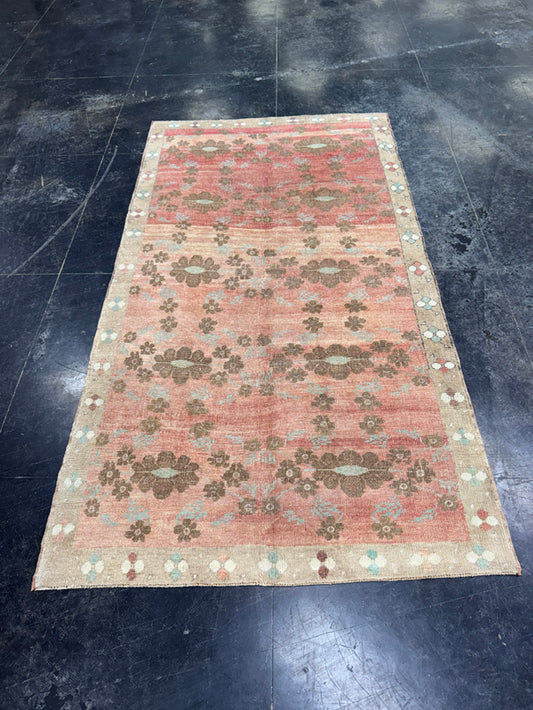 Turkish Vintage Rug 4'5'' x 8'1'' #13051