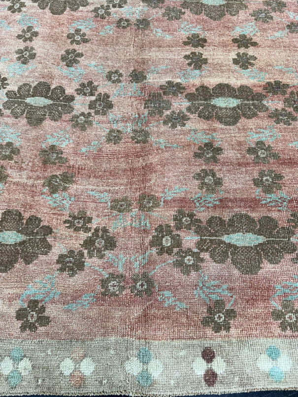 Turkish Vintage Rug 4'5'' x 8'1'' #13051