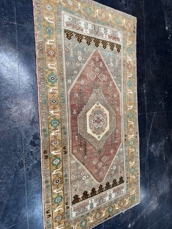 Turkish Vintage Rug 4'10'' x 8'11'' #13048
