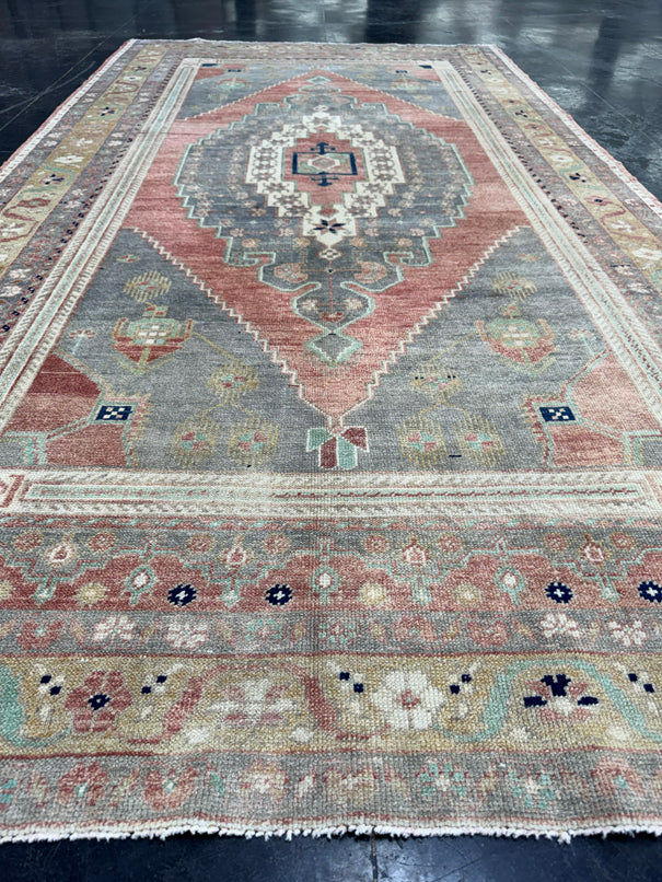 Turkish Vintage Rug 5'1'' x 9'7'' #13049