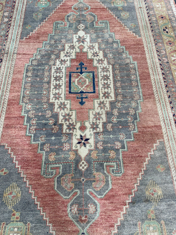 Turkish Vintage Rug 5'1'' x 9'7'' #13049