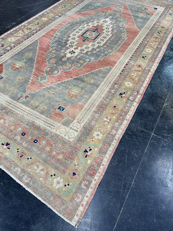 Turkish Vintage Rug 5'1'' x 9'7'' #13049