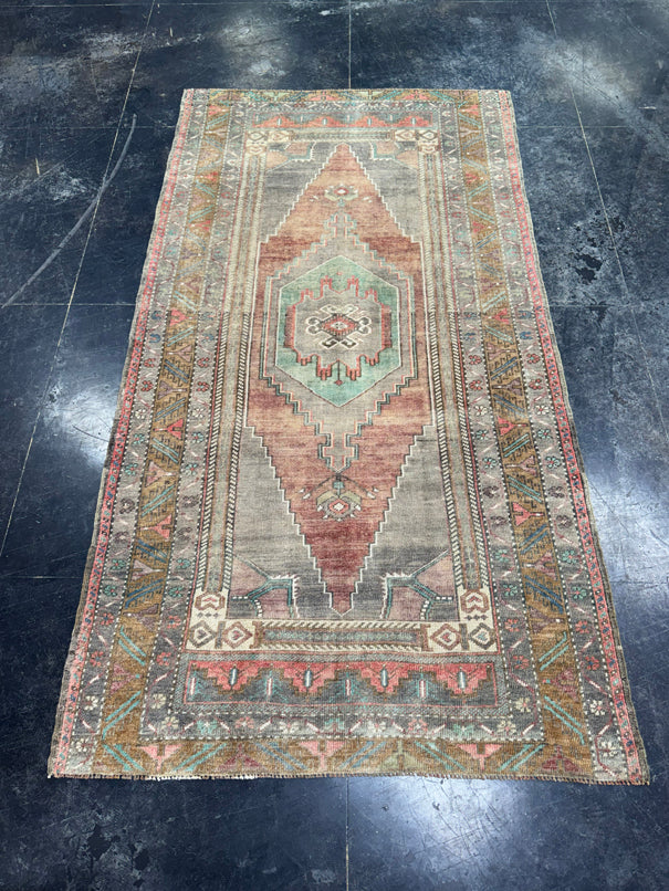 Turkish Vintage Rug 4'5'' x 8'3'' #13036