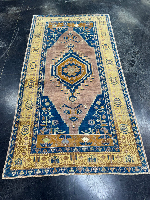 Turkish Vintage Rug 4'4'' x 8'2'' #13035