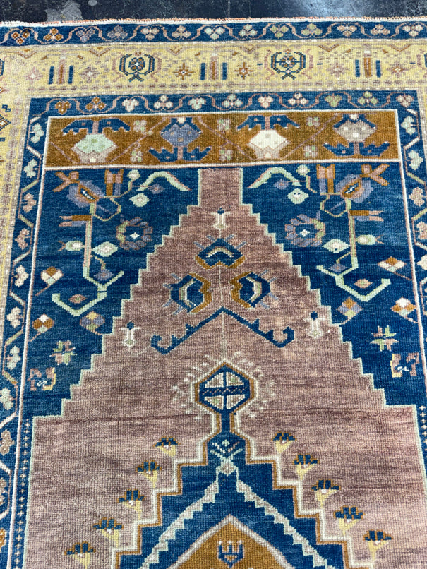 Turkish Vintage Rug 4'4'' x 8'2'' #13035