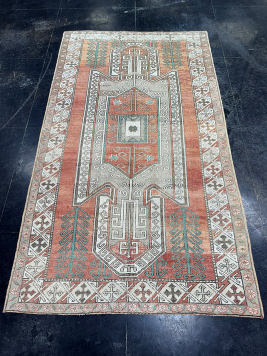 Turkish Vintage Rug 5'2'' x 9'2'' #13032