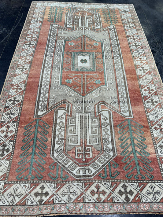 Turkish Vintage Rug 5'2'' x 9'2'' #13032