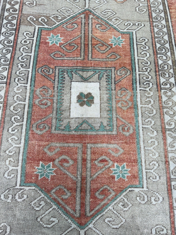 Turkish Vintage Rug 5'2'' x 9'2'' #13032