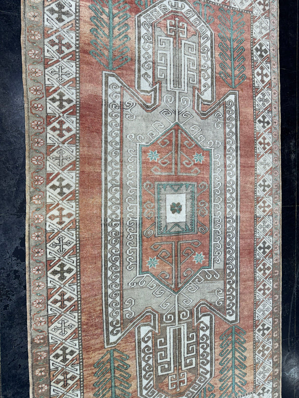 Turkish Vintage Rug 5'2'' x 9'2'' #13032