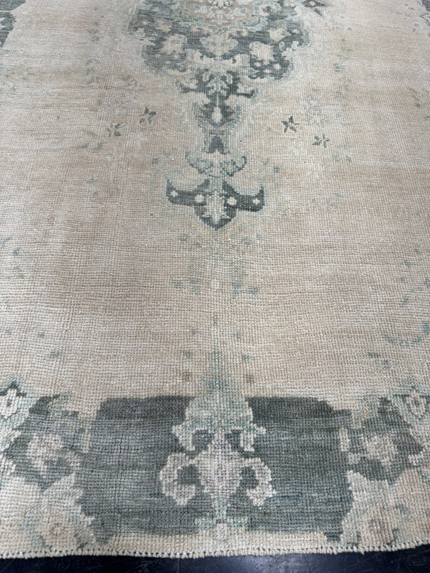 Turkish Vintage Rug 4'7'' x 7'10'' #13033
