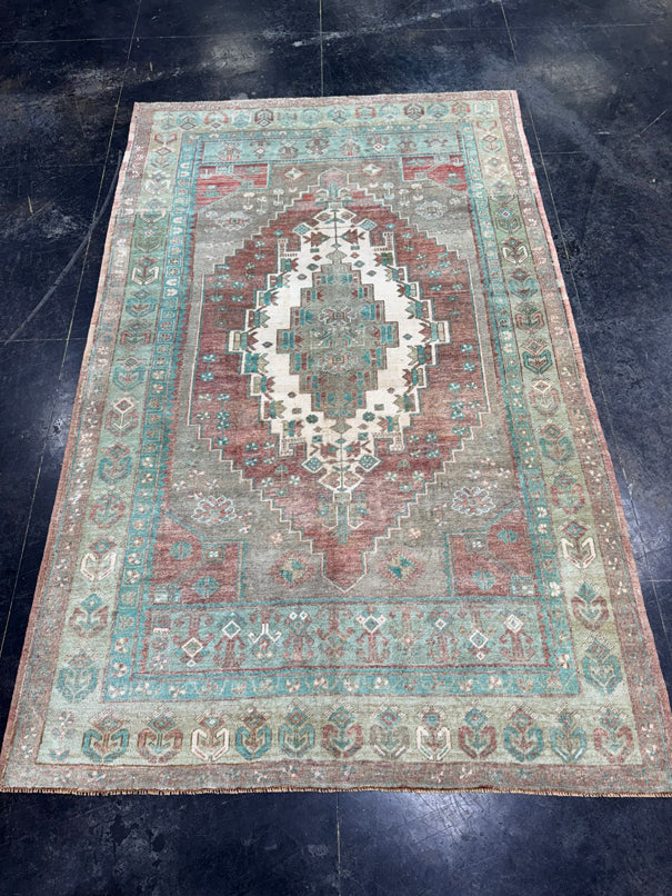 Turkish Vintage Rug 5'8'' x 9' #13030