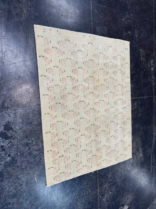 Turkish Vintage Rug 3'5'' x 4'5'' #13043
