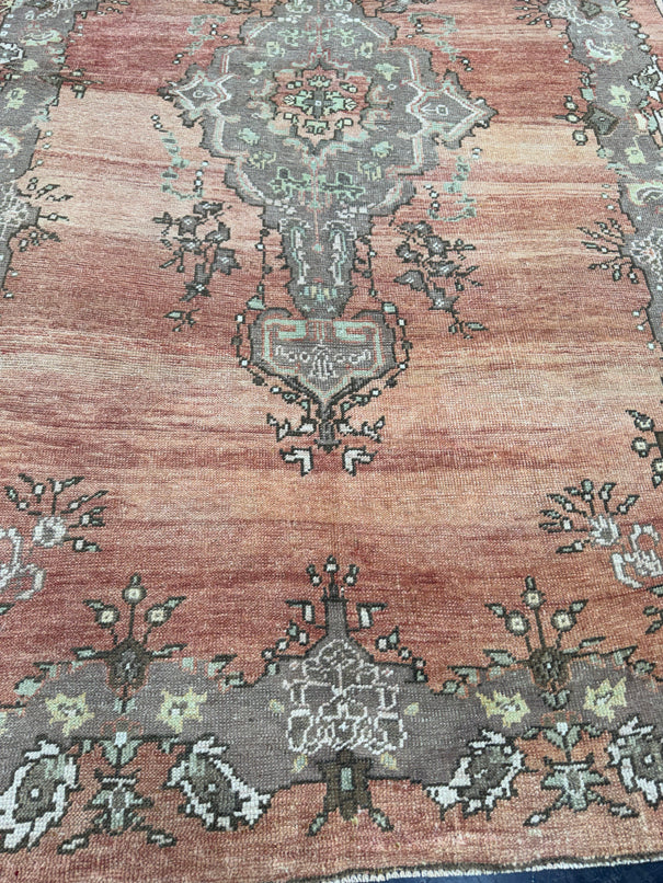 Turkish Vintage Rug 5'3'' x 8'3'' #13029