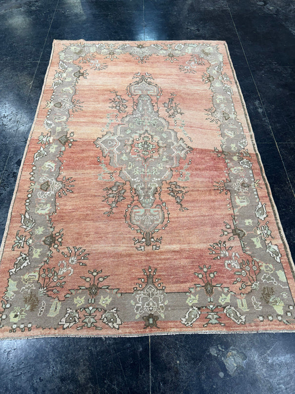 Turkish Vintage Rug 5'3'' x 8'3'' #13029