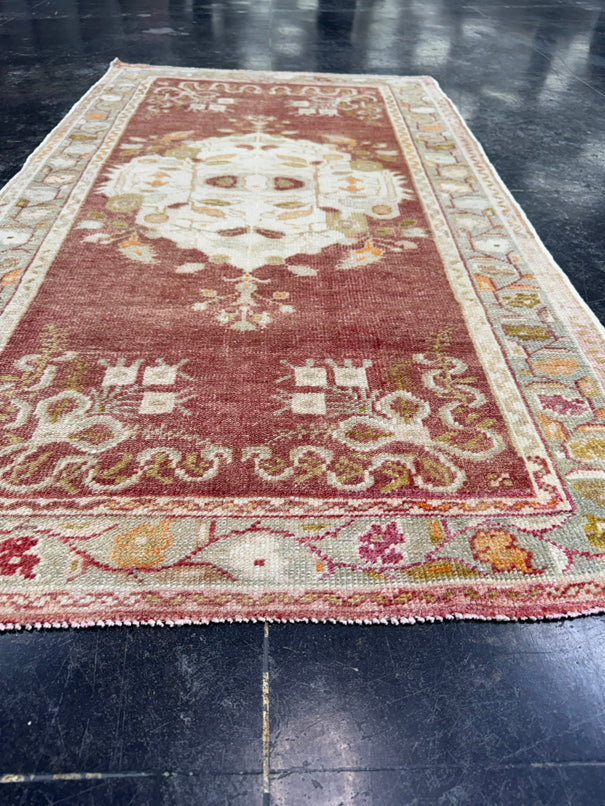 Turkish Vintage Rug 2'10'' x 5'3'' #13024