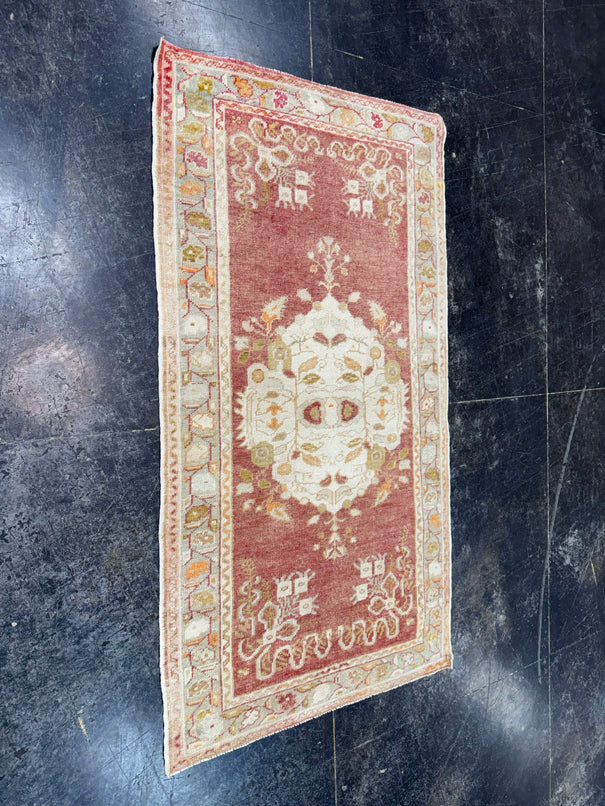 Turkish Vintage Rug 2'10'' x 5'3'' #13024