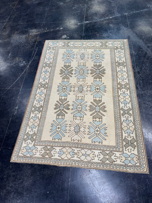 Turkish Vintage Rug 5'3'' x 7'6'' #13026