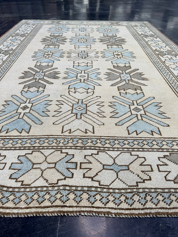 Turkish Vintage Rug 5'3'' x 7'6'' #13026