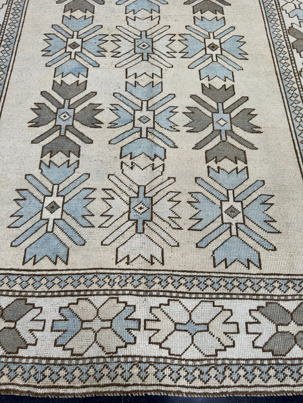 Turkish Vintage Rug 5'3'' x 7'6'' #13026