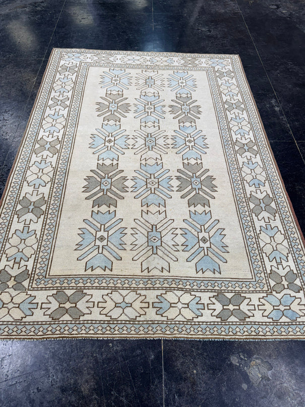 Turkish Vintage Rug 5'3'' x 7'6'' #13026