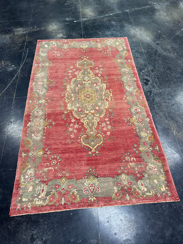 Turkish Vintage Rug 4'11'' x 8'3'' #13023