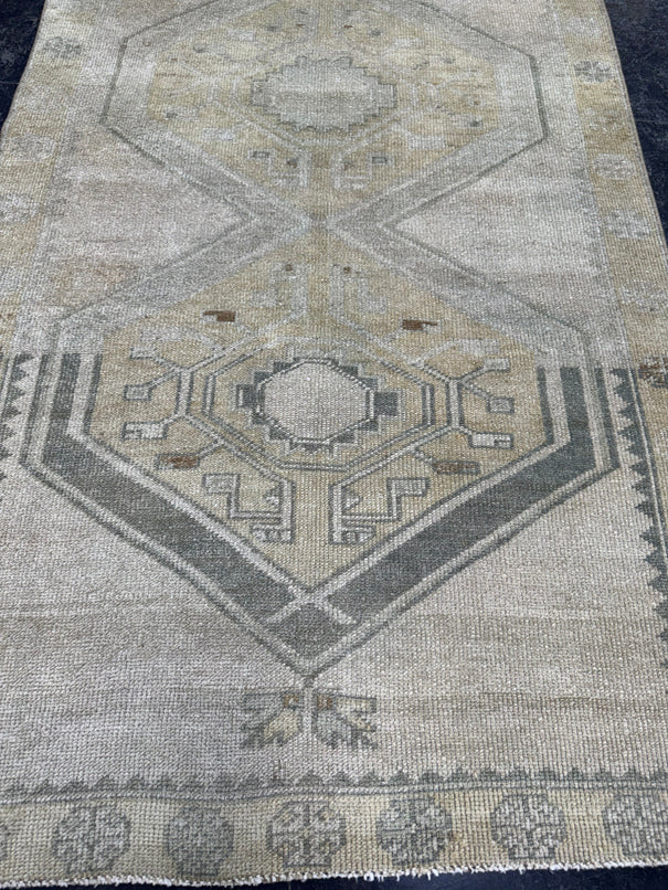 Turkish Vintage Rug 3'2'' x 6'6'' #13020