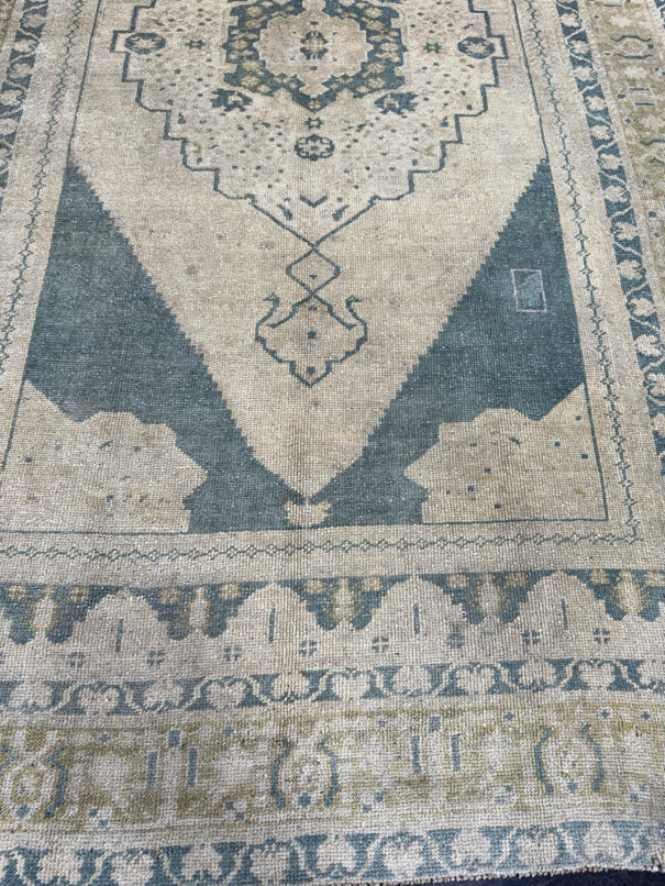 Turkish Vintage Rug 4'7'' x 7'11'' #13021